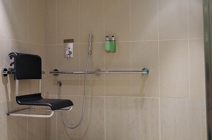 Höller Installationen e.U. barrierefreies Bad